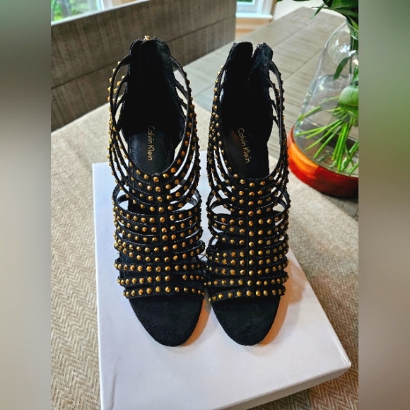 Calvin Klein Heels - Picture 3 of 5